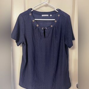 Blouse in navy blue